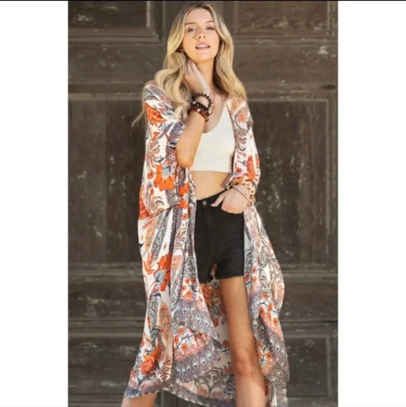 New Boho Floral Jacquard Kimono - Picture 2 of 9